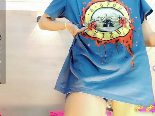 Live sex webcam photo for DanielaPink #291490694