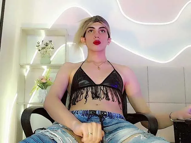 Live sex webcam photo for DanielaPink #294093265