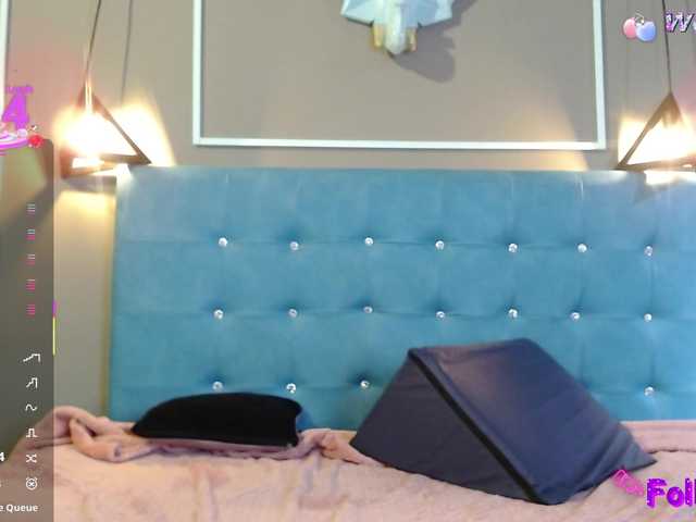 Live sex webcam photo for Danielaa-a #291625977