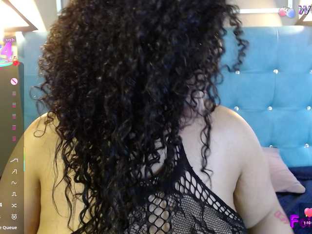 Live sex webcam photo for Danielaa-a #291659246