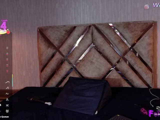 Live sex webcam photo for Danielaa-a #291922721