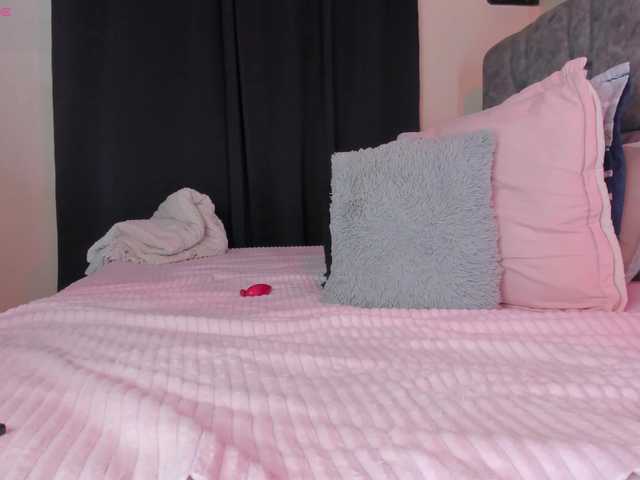 Live sex webcam photo for Danielasexya #292257582