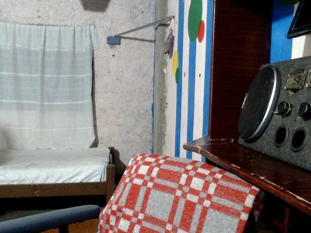 Live sex webcam photo for Danielcomplaciente #292420776