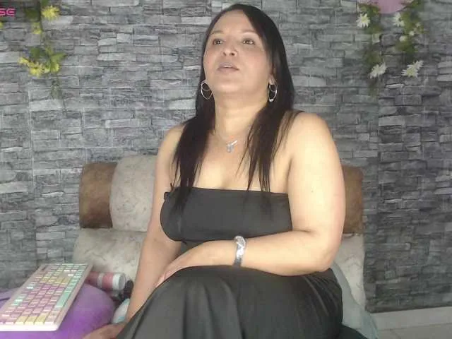 Live sex webcam photo for Danna-Paolaa #291683932