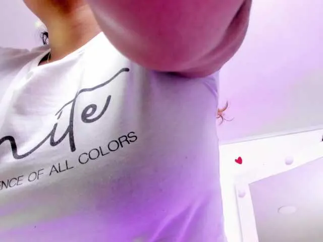 Live sex webcam photo for Danna-Ramirez #290706270
