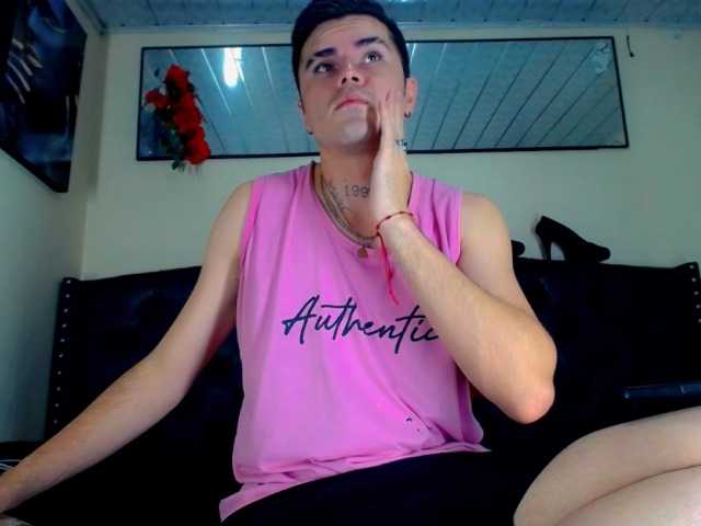 Live sex webcam photo for Danna199 #292238280