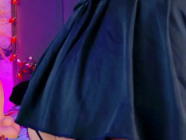 Live sex webcam photo for DannaCoxx #291904358