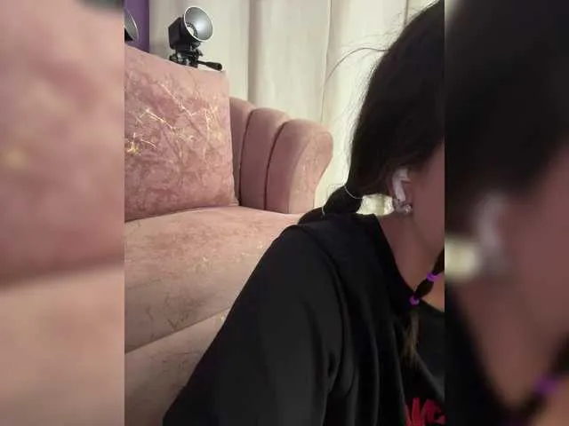 Live sex webcam photo for DannaCoxx #292210732