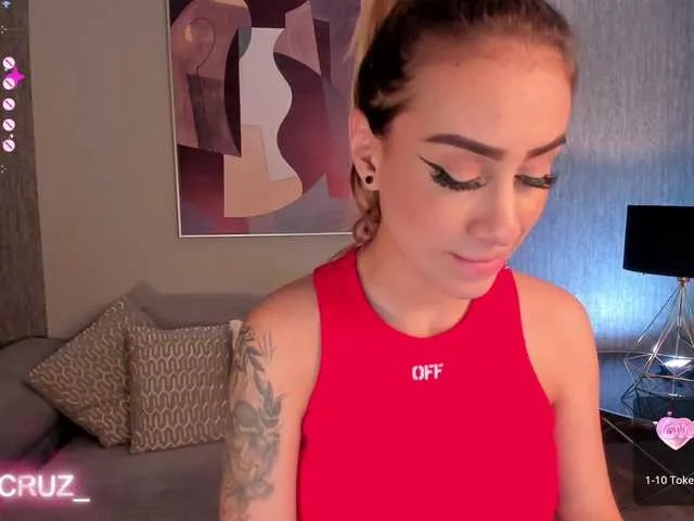 Live sex webcam photo for DannaCruz #276562491