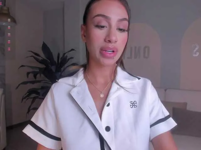 Live sex webcam photo for DannaCruz #290350620