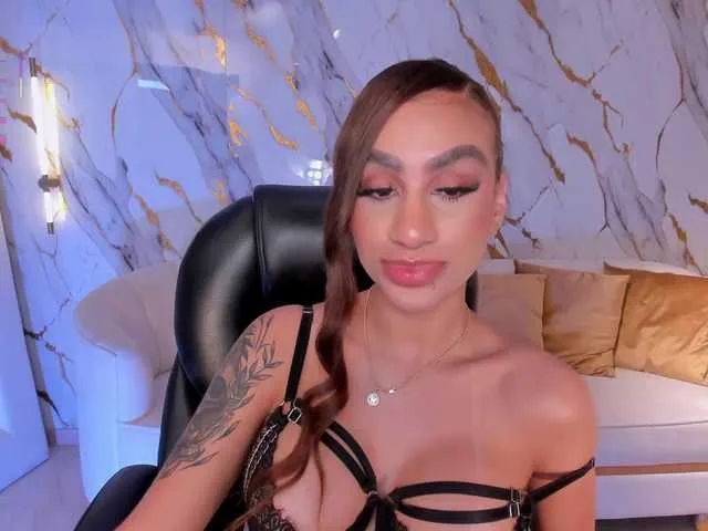 Live sex webcam photo for DannaCruz #292257709