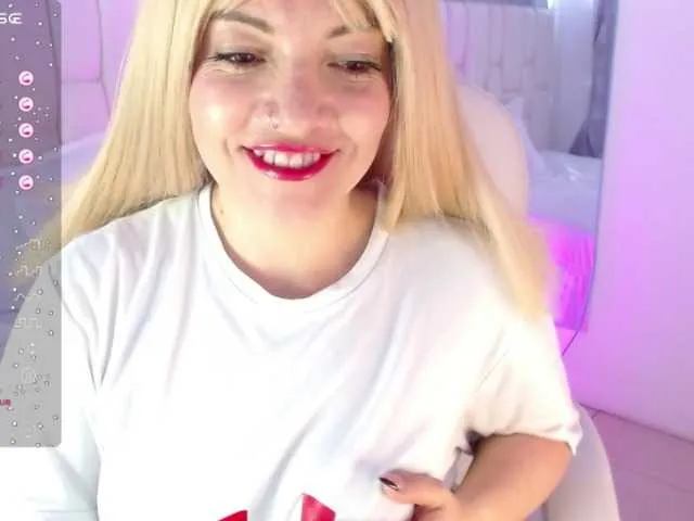 Live sex webcam photo for DannaFox #292135450