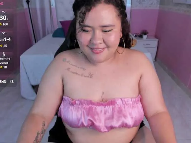 Live sex webcam photo for DannaKeys #292634384