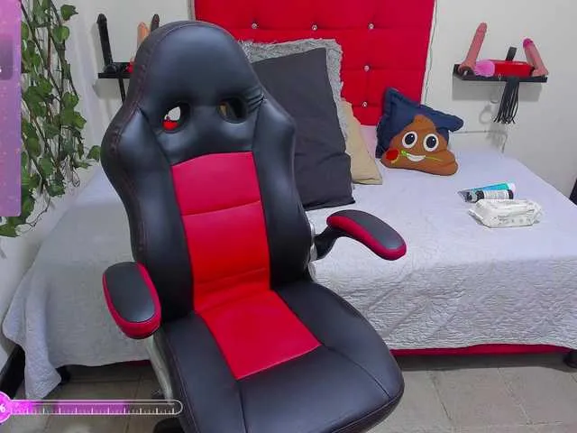 Live sex webcam photo for DannyGonzales #291129546