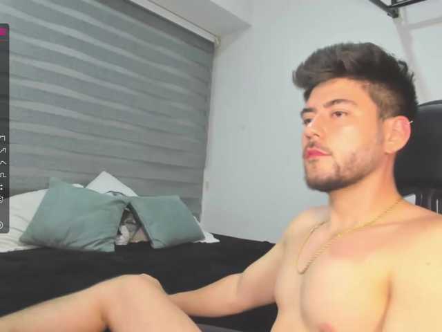 Live sex webcam photo for Danywolf22 #275609621