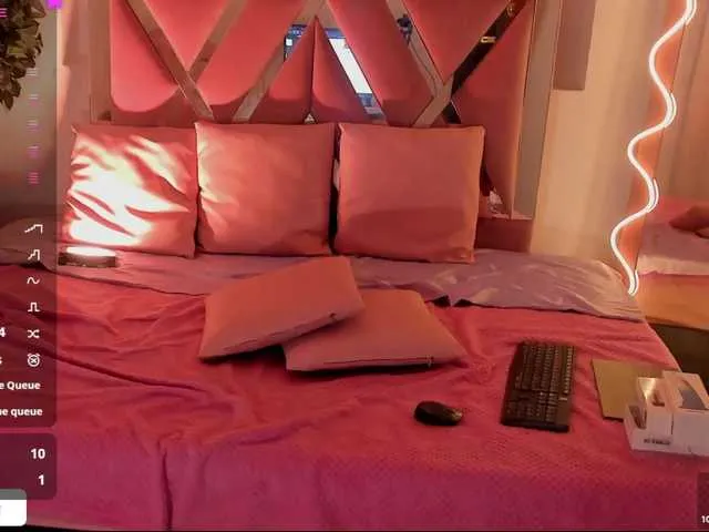 Live sex webcam photo for Daphnne-tay #290278417