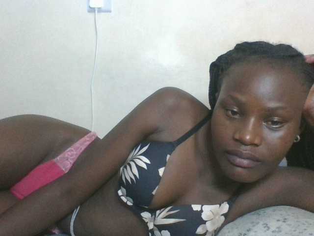 Live sex webcam photo for Darberry21 #290442762