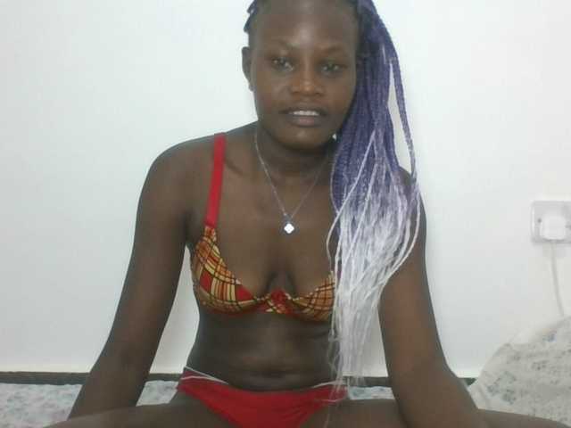 Live sex webcam photo for Darberry21 #290736523