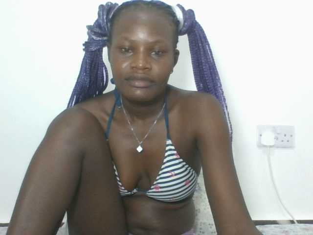 Live sex webcam photo for Darberry21 #290742285