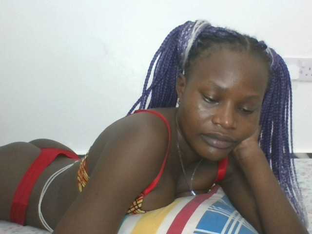 Live sex webcam photo for Darberry21 #290816631