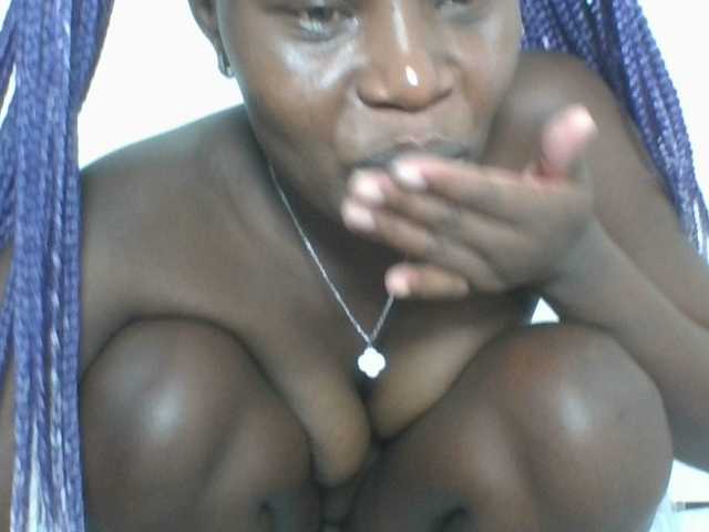 Live sex webcam photo for Darberry21 #290888467