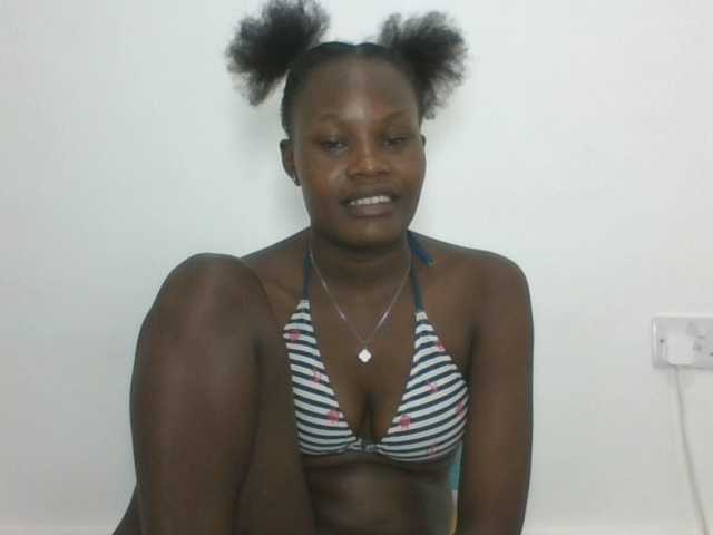 Live sex webcam photo for Darberry21 #291045251