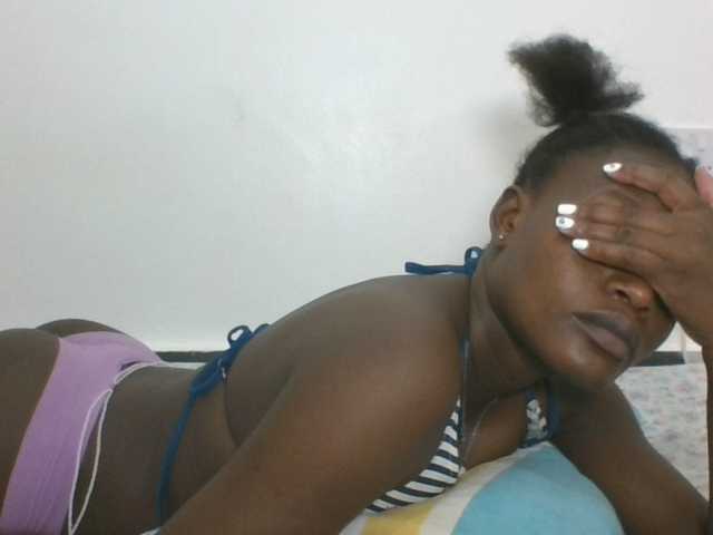 Live sex webcam photo for Darberry21 #291062603