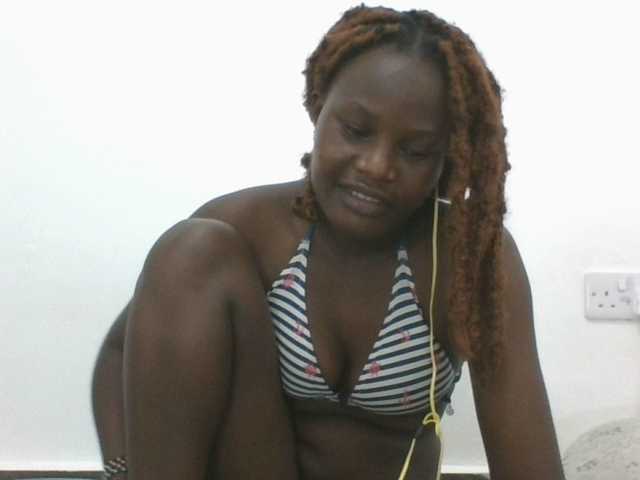 Live sex webcam photo for Darberry21 #291295751