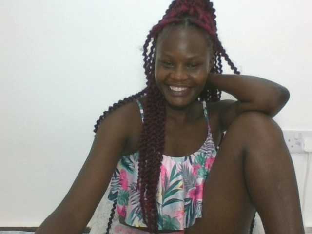 Live sex webcam photo for Darberry21 #291359346