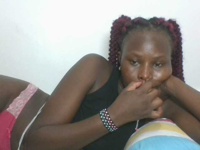 Live sex webcam photo for Darberry21 #291451474