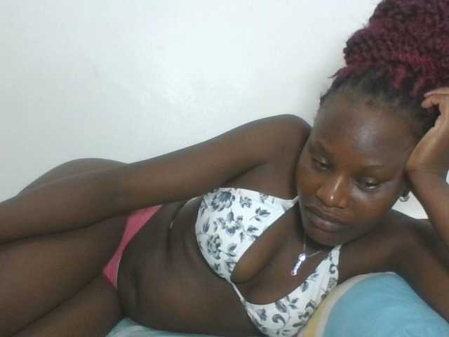 Live sex webcam photo for Darberry21 #291454220