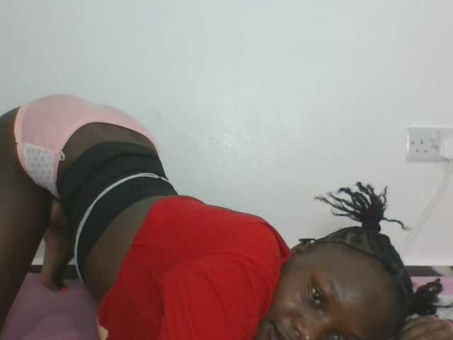 Live sex webcam photo for Darberry21 #291531249