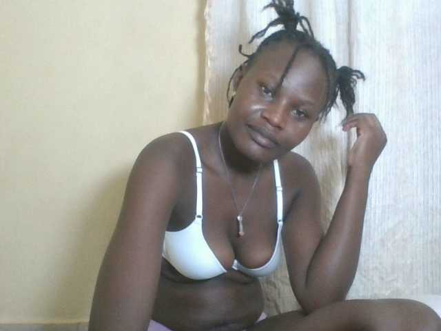 Live sex webcam photo for Darberry21 #291634287