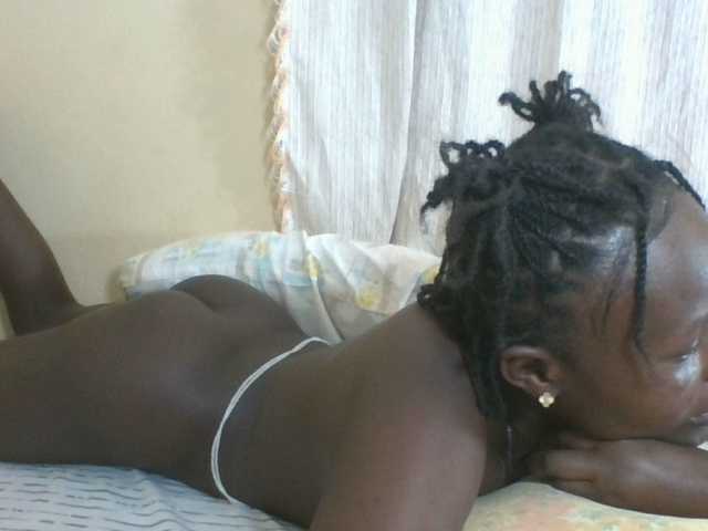 Live sex webcam photo for Darberry21 #291641261