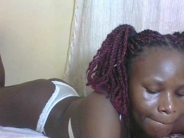 Live sex webcam photo for Darberry21 #291708382