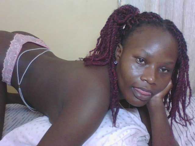 Live sex webcam photo for Darberry21 #291775903