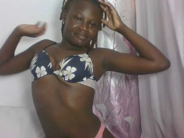 Live sex webcam photo for Darberry21