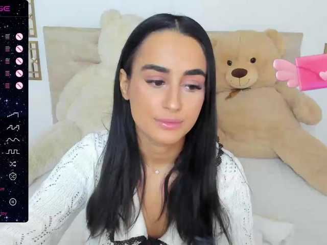 Live sex webcam photo for DarcieJane #277188236