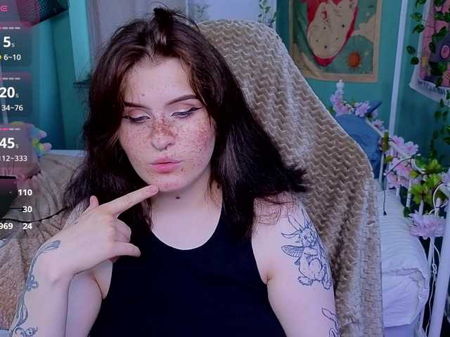 Live sex webcam photo for Dark-Shine #291595415