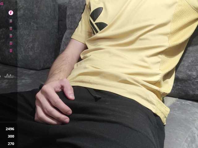 Live sex webcam photo for DarkSidePret #291859593