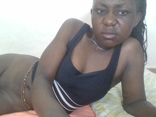 Live sex webcam photo for Darkberry4 #290332284