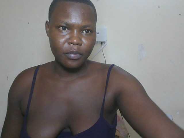 Live sex webcam photo for Darksexygal #290603893