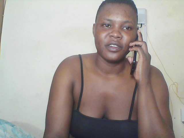 Live sex webcam photo for Darksexygal #291400096