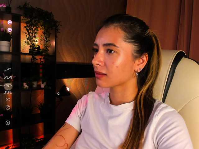 Live sex webcam photo for DarlaBelle #291540930