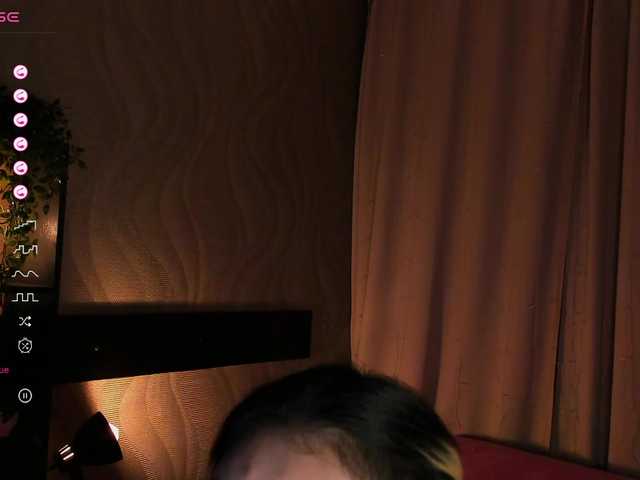 Live sex webcam photo for DarlaBelle #291817493