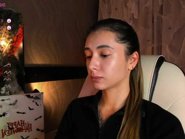 Live sex webcam photo for DarlaBelle #292181904