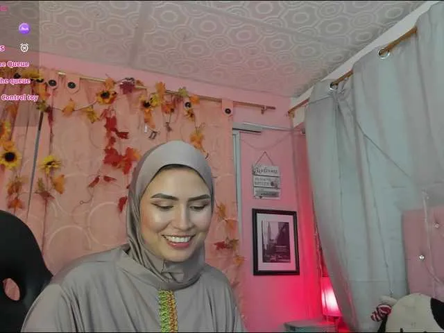 Live sex webcam photo for DarshaKhemu #291235370