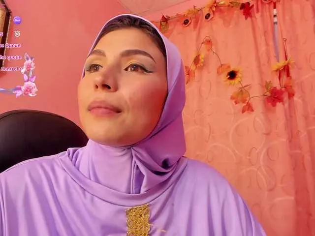 Live sex webcam photo for DarshaKhemu #291393526