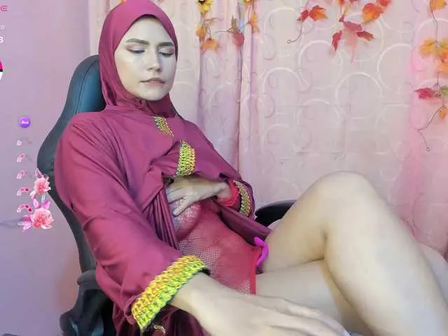 Live sex webcam photo for DarshaKhemu #291421893