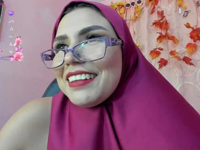 Live sex webcam photo for DarshaKhemu #291470225